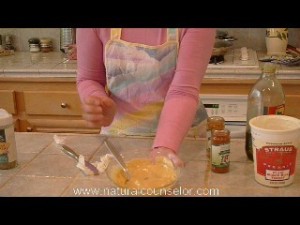 healthy turmeric dressing turmeric dressing made of olive oil, ,yogurt, turmeric and cayenne pepper